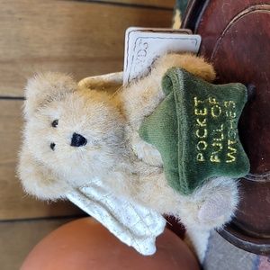 Boyd's Christmas ornament pocket full of wishes angel teddybear with tag 2003